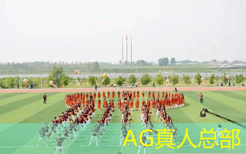 储物柜女孩游戏3d版